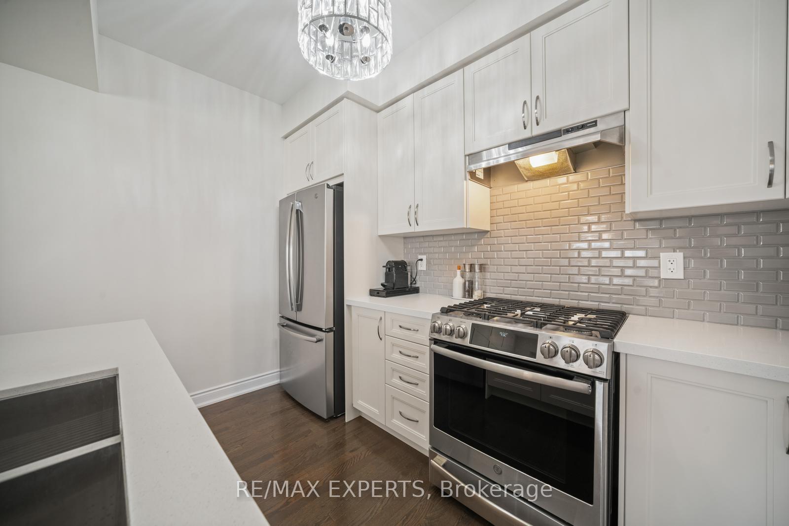 Photo 12 of 115 Arnold Crescent, New Tecumseth, Alliston — HOMEH