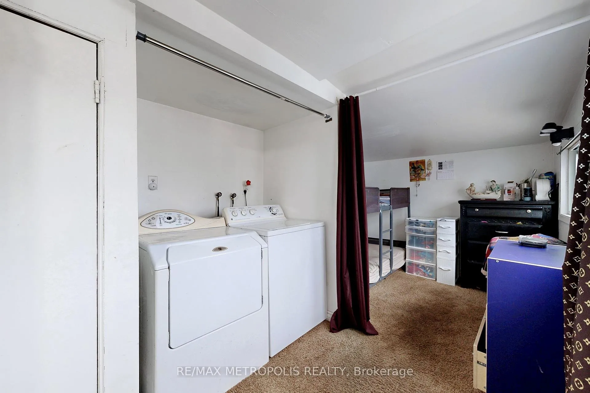 Photo 33 of 759 Douglas Street, Oshawa, Lakeview — HOMEH