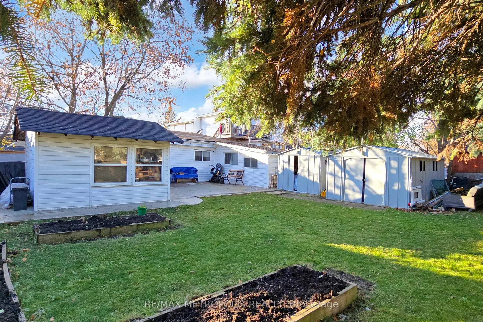 Photo 35 of 759 Douglas Street, Oshawa, Lakeview — HOMEH