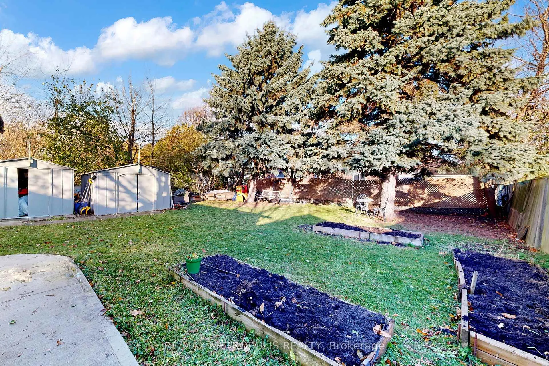 Photo 39 of 759 Douglas Street, Oshawa, Lakeview — HOMEH