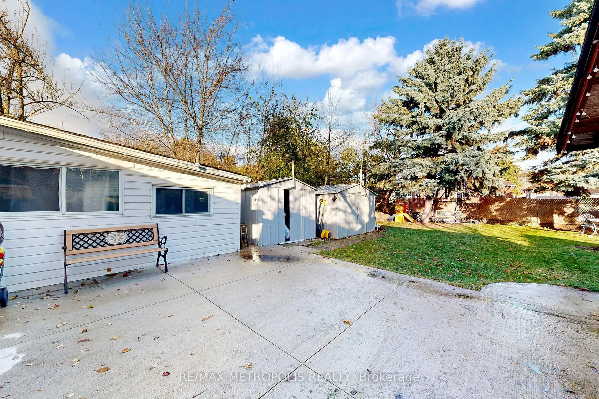 Photo 41 of 759 Douglas Street, Oshawa, Lakeview — HOMEH