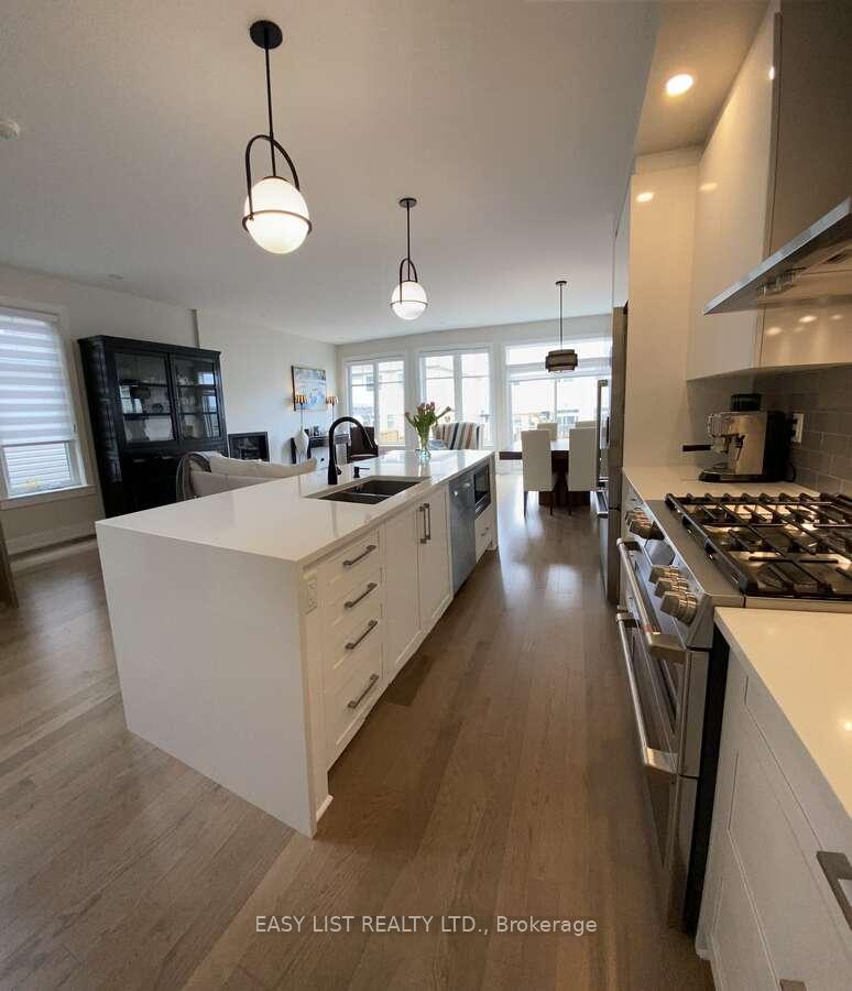 Photo 9 of 732 Cap Diamant Way, Ottawa, Camelot — HOMEH