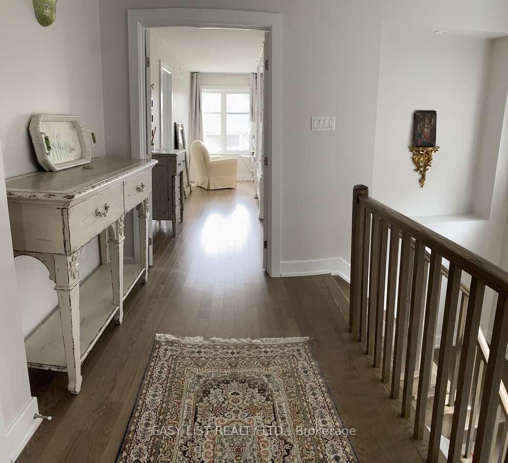 Photo 10 of 732 Cap Diamant Way, Ottawa, Camelot — HOMEH
