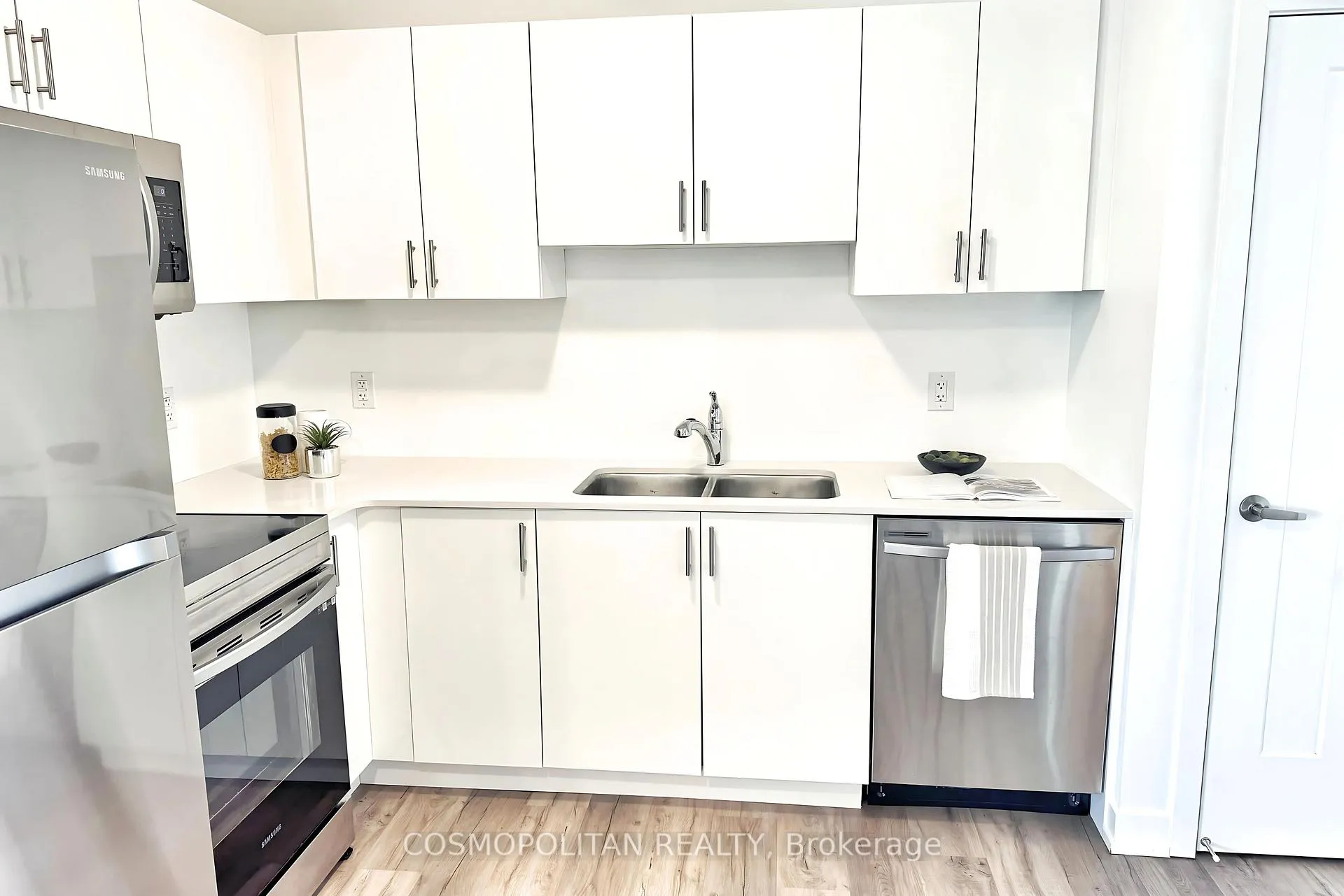 Photo 16 of Unit 431, 4263 Fourth Avenue, Niagara Falls, Downtown — HOMEH
