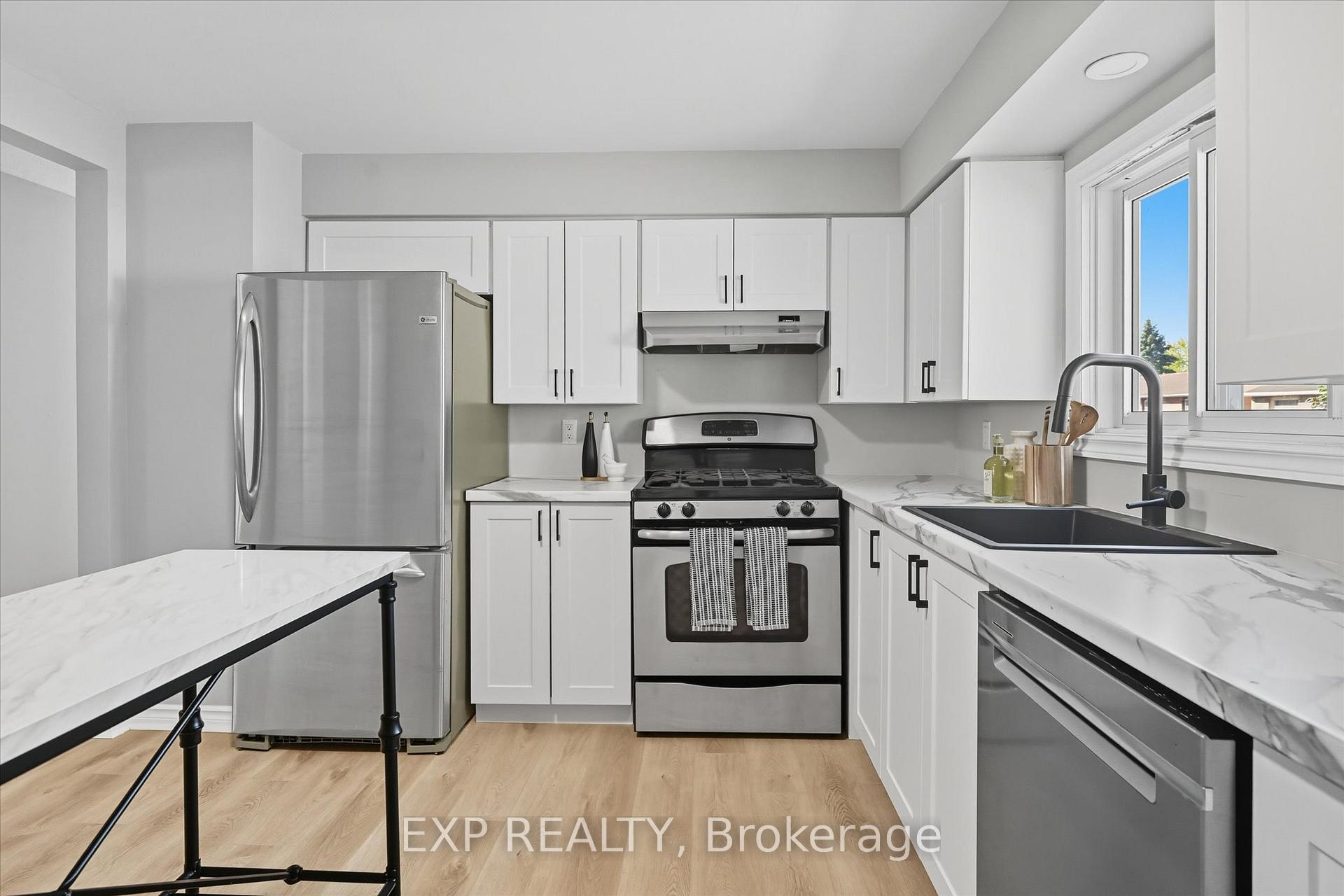 Photo 12 of 19 Aaron Drive, Norfolk, Port Dover — HOMEH