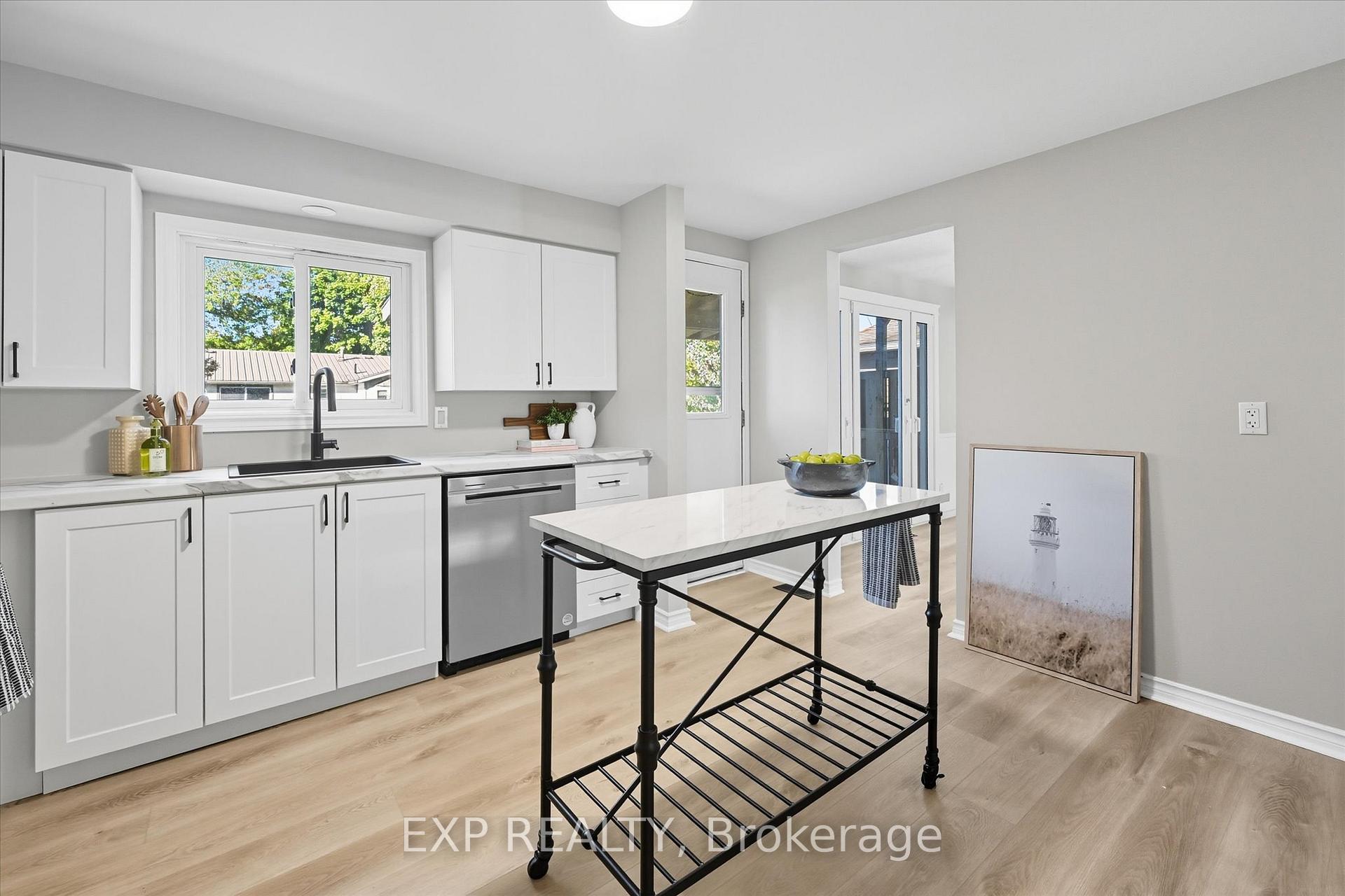 Photo 14 of 19 Aaron Drive, Norfolk, Port Dover — HOMEH
