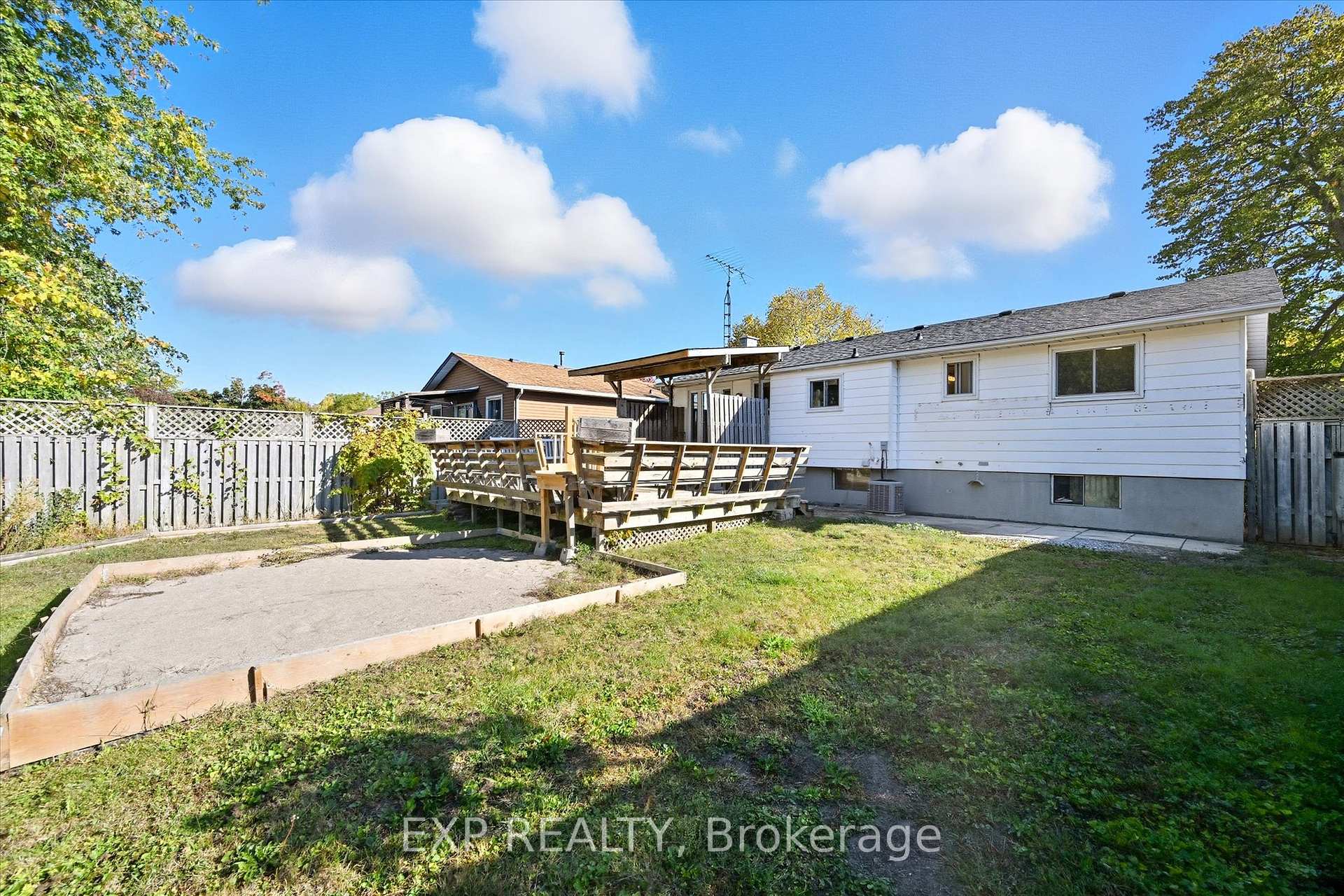 Photo 39 of 19 Aaron Drive, Norfolk, Port Dover — HOMEH