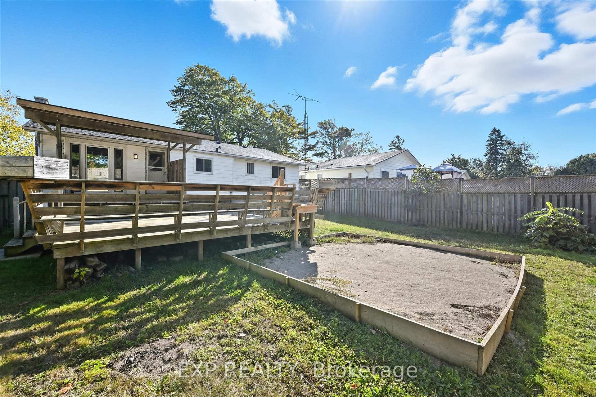 Photo 40 of 19 Aaron Drive, Norfolk, Port Dover — HOMEH