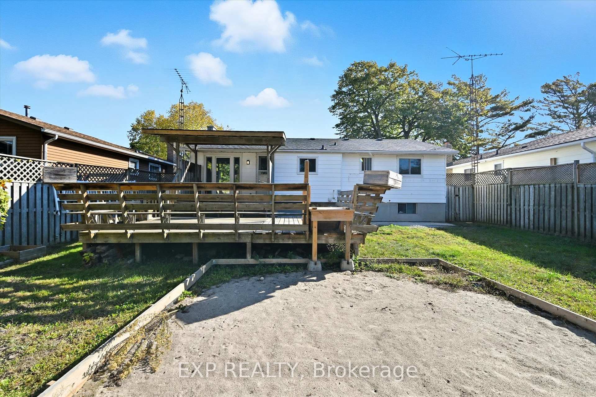 Photo 41 of 19 Aaron Drive, Norfolk, Port Dover — HOMEH