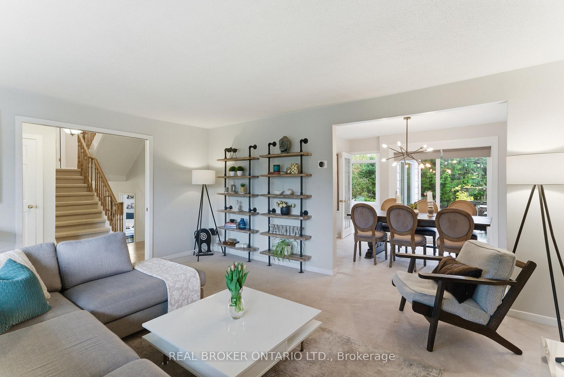 Photo 5 of 423 Donnybrook Road, Oakville, Ford — HOMEH