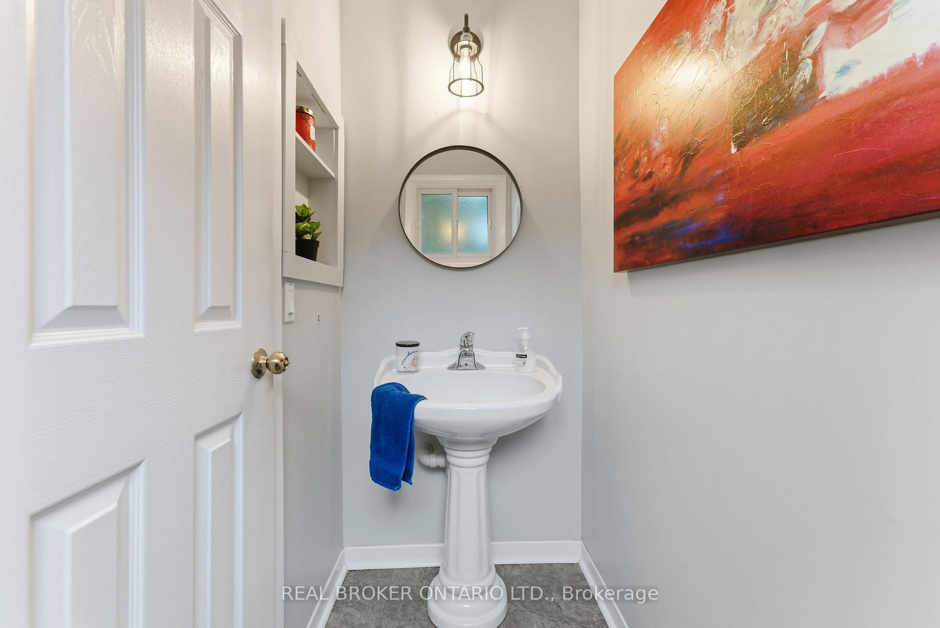 Photo 23 of 423 Donnybrook Road, Oakville, Ford — HOMEH