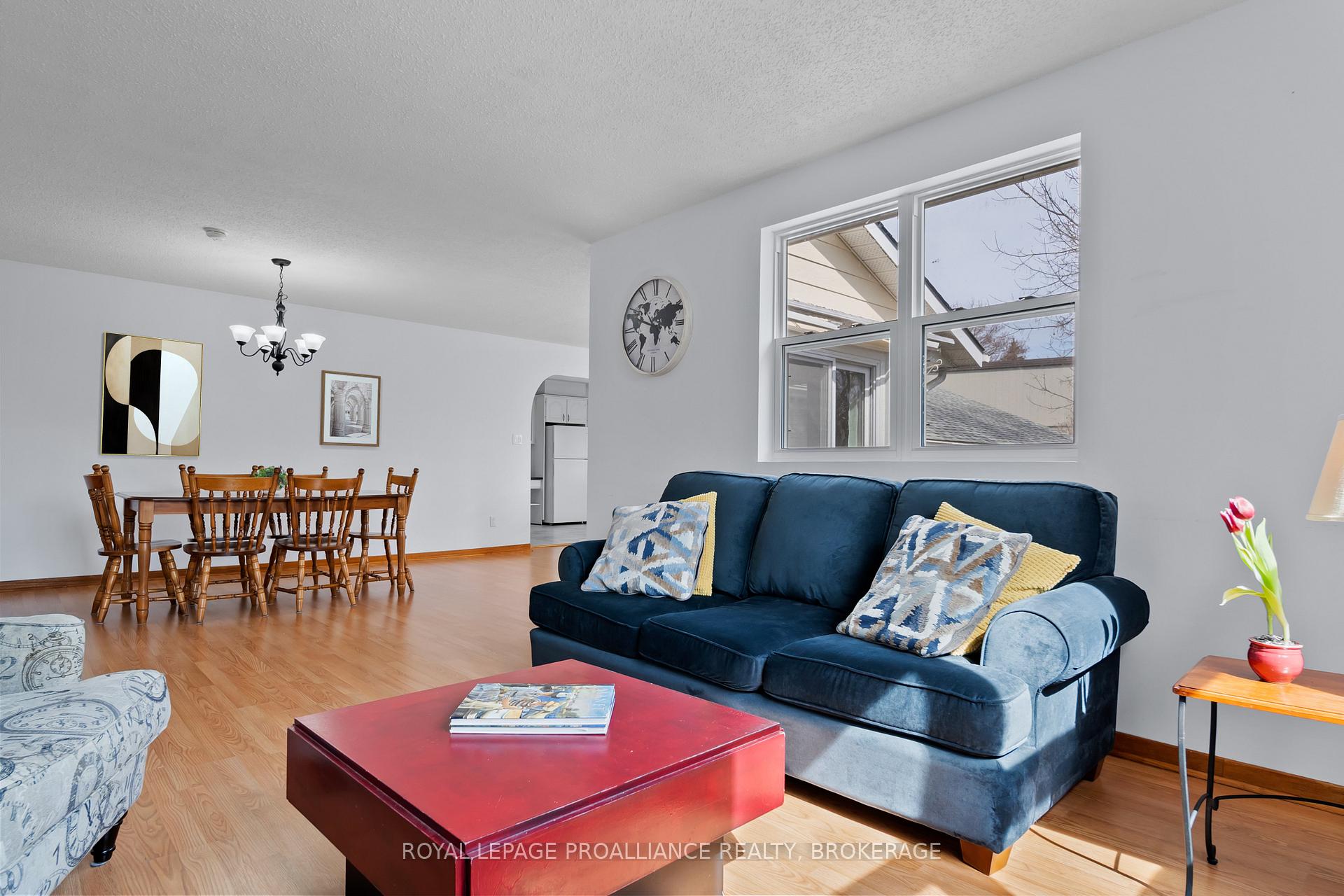 Photo 18 of 2240 Battersea Road, Kingston, City North of 401 — HOMEH