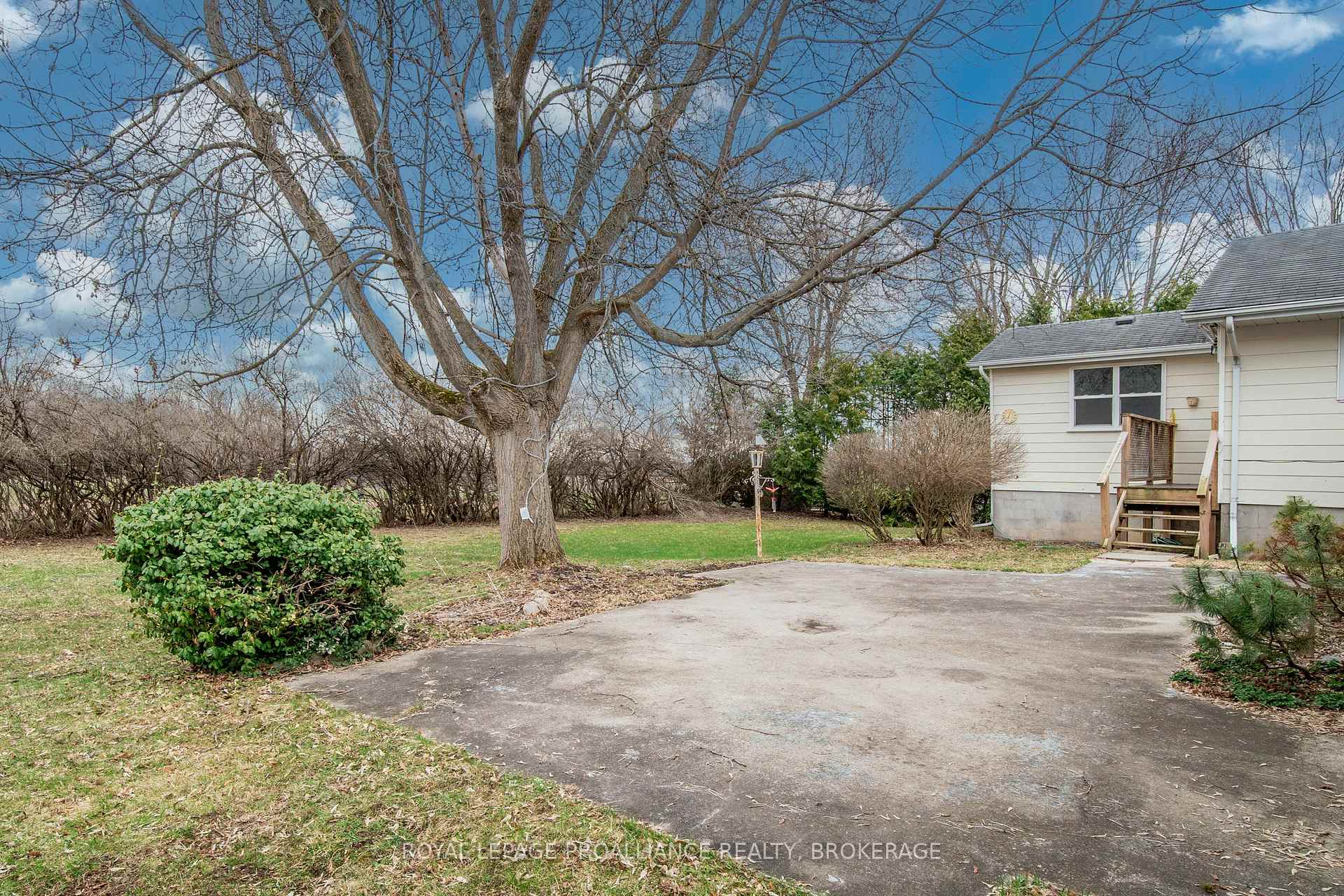 Photo 39 of 2240 Battersea Road, Kingston, City North of 401 — HOMEH