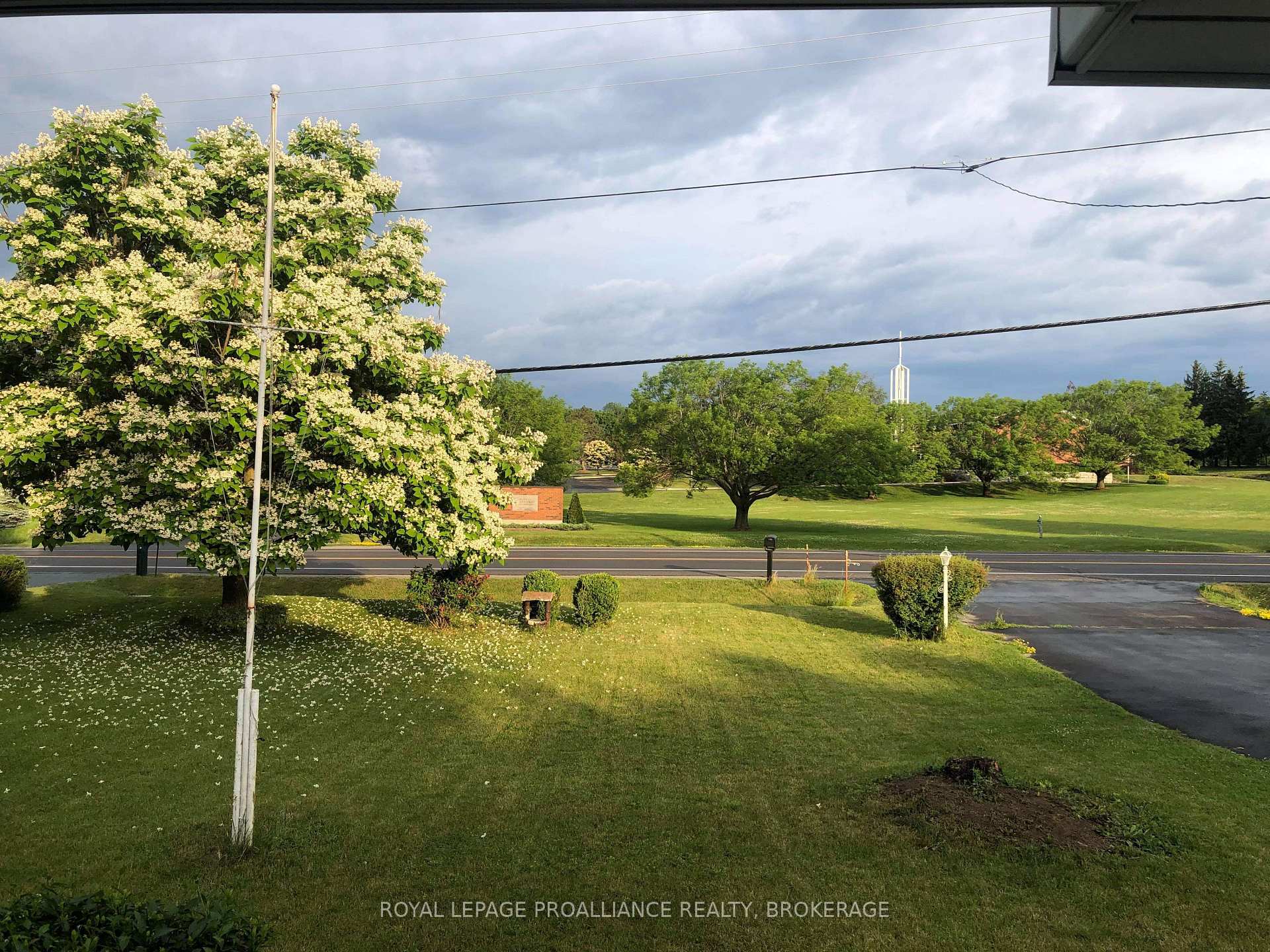 Photo 46 of 2240 Battersea Road, Kingston, City North of 401 — HOMEH