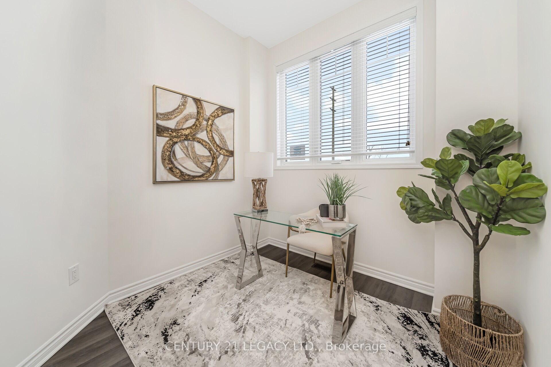Photo 8 of 932 Cherry Court, Milton, Cobban — HOMEH