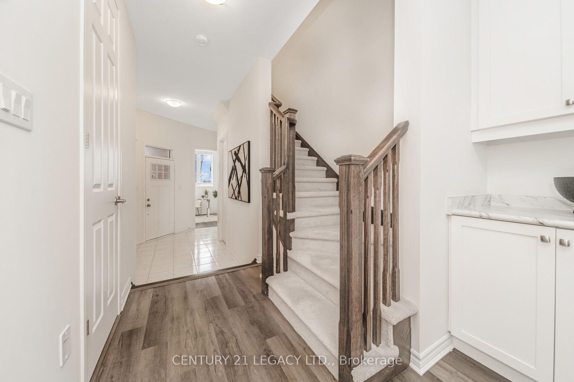 Photo 20 of 932 Cherry Court, Milton, Cobban — HOMEH