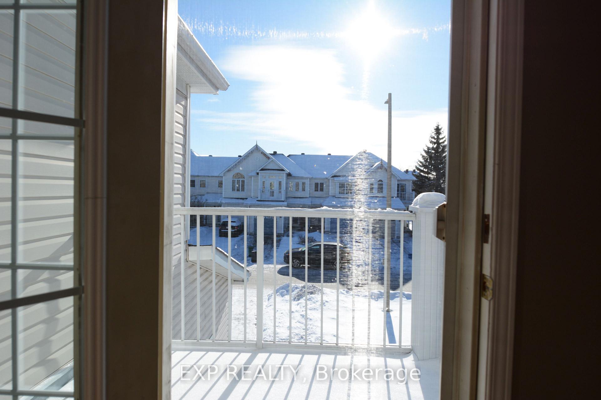 Photo 21 of 1677 Trenholm Lane, Ottawa, Fallingbrook/Pineridge — HOMEH