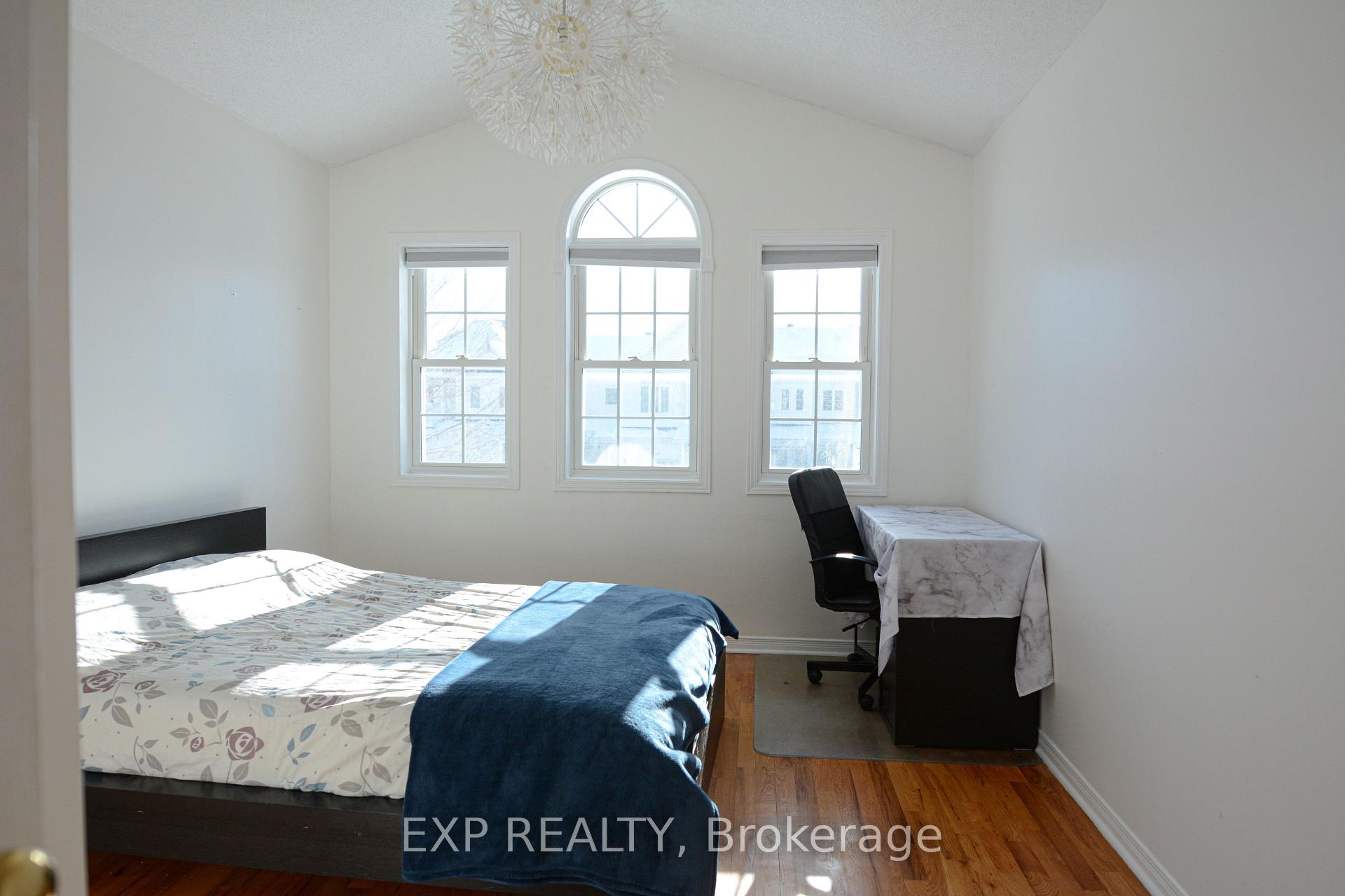 Photo 22 of 1677 Trenholm Lane, Ottawa, Fallingbrook/Pineridge — HOMEH