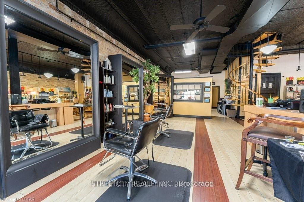 Photo 7 of 206 Main Street, North Middlesex, Parkhill — HOMEH