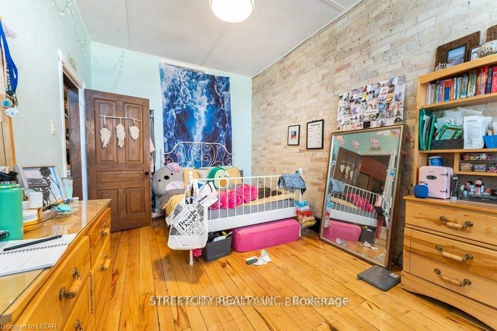 Photo 21 of 206 Main Street, North Middlesex, Parkhill — HOMEH