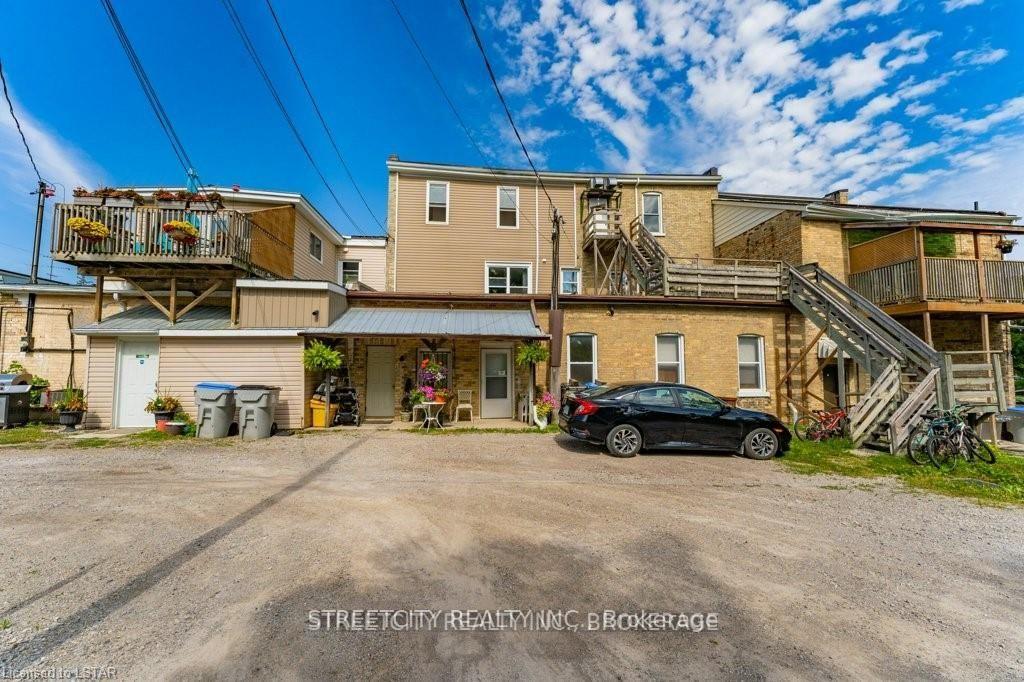 Photo 40 of 206 Main Street, North Middlesex, Parkhill — HOMEH