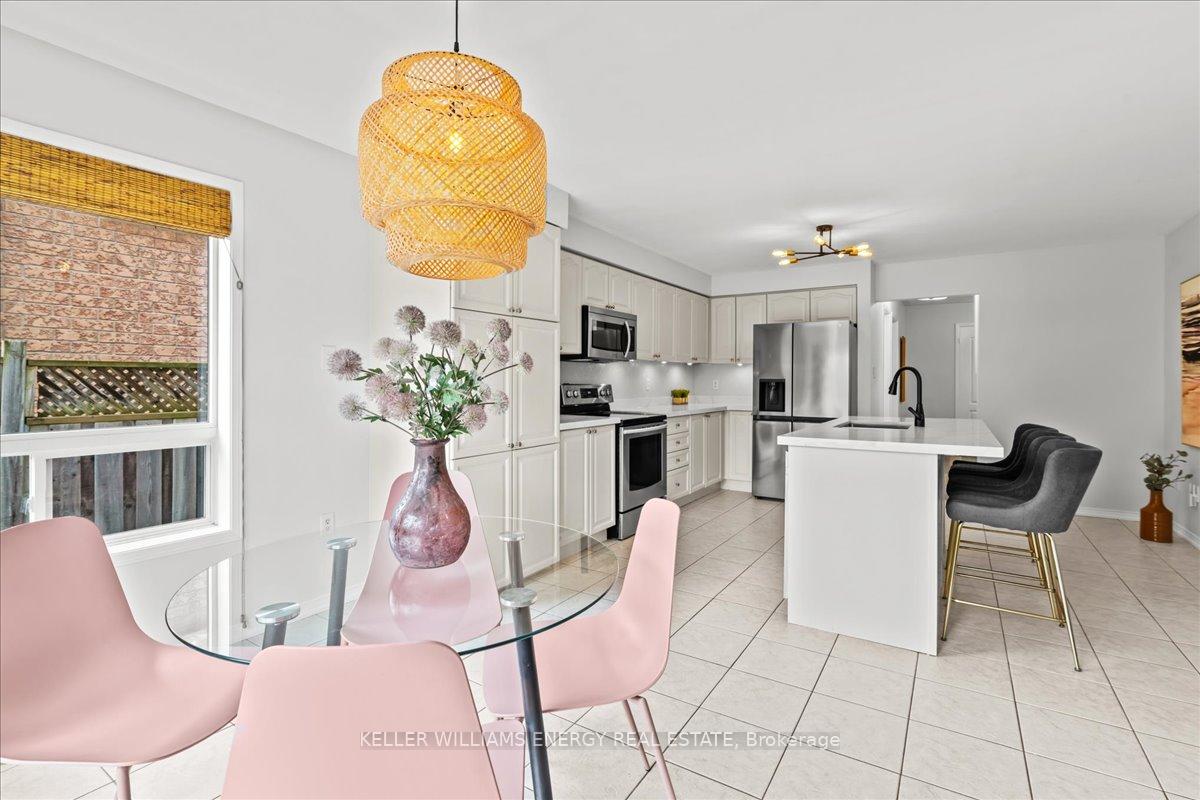 Photo 3 of 1619 Coldstream Drive, Oshawa, Taunton — HOMEH