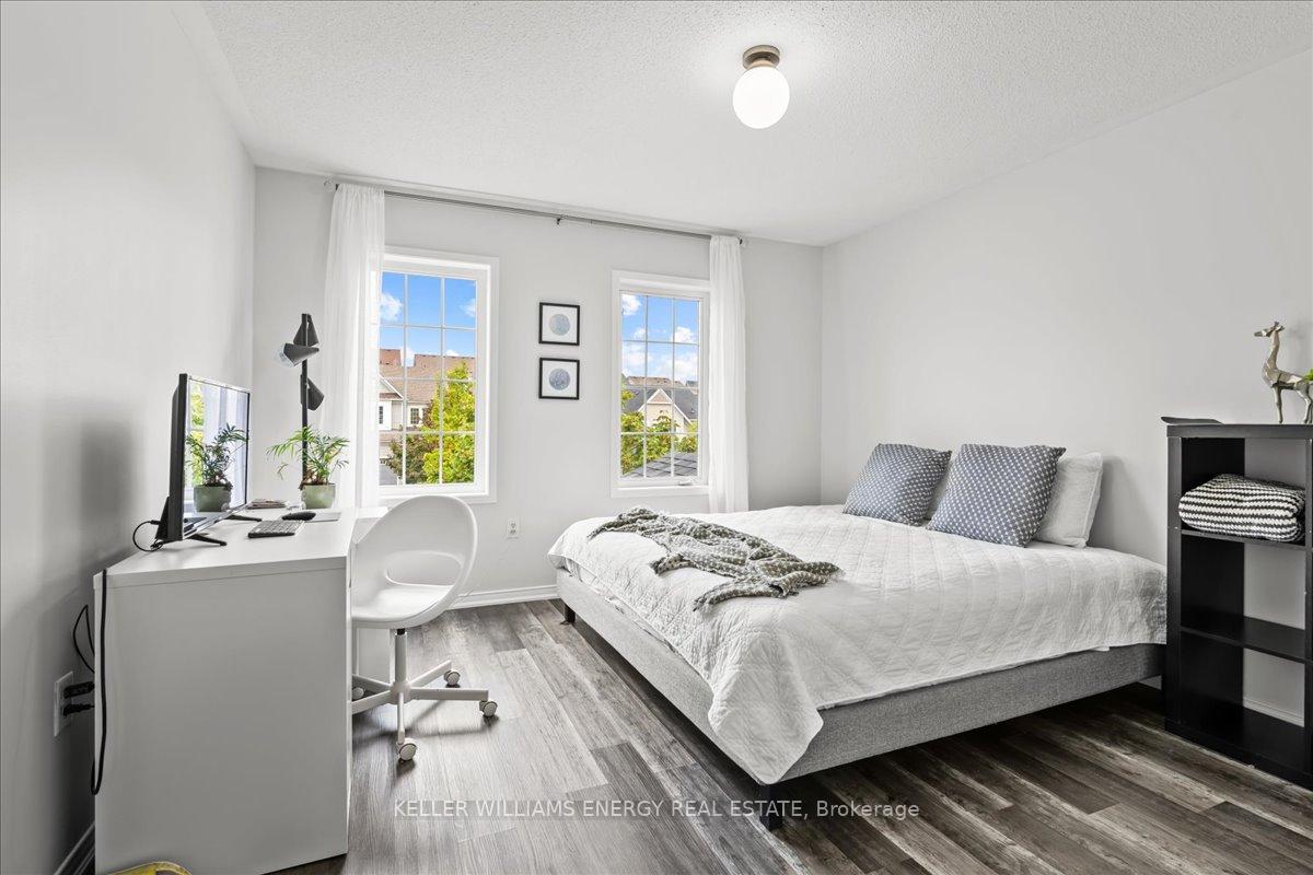 Photo 15 of 1619 Coldstream Drive, Oshawa, Taunton — HOMEH