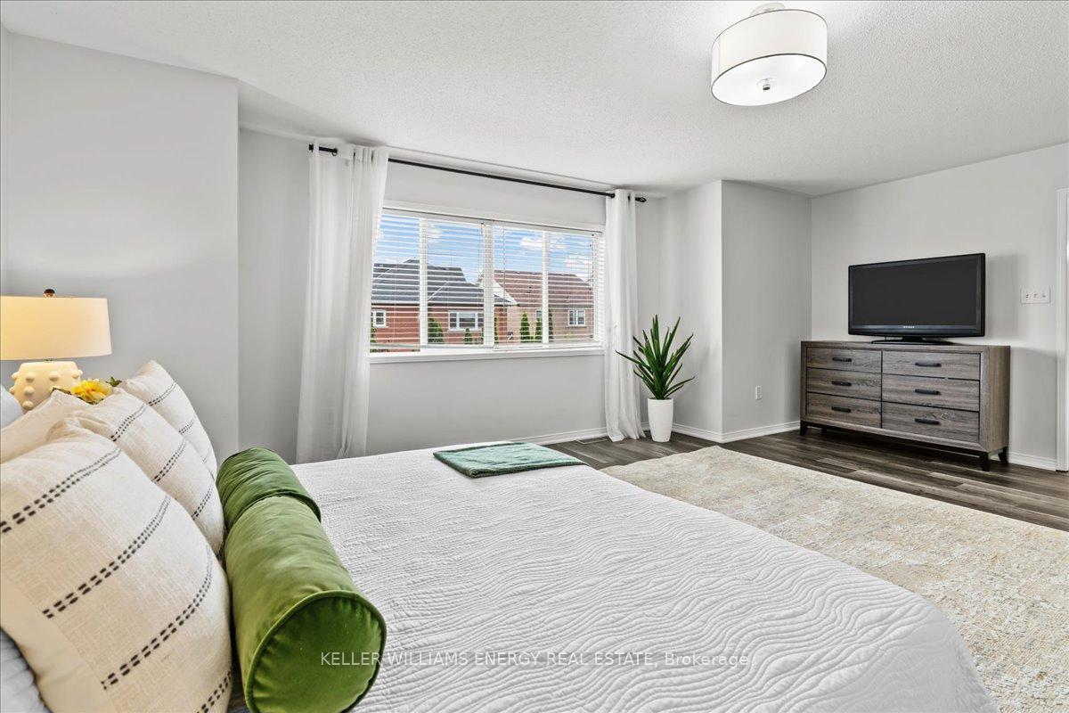 Photo 23 of 1619 Coldstream Drive, Oshawa, Taunton — HOMEH