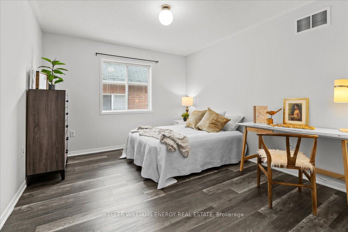 Photo 24 of 1619 Coldstream Drive, Oshawa, Taunton — HOMEH