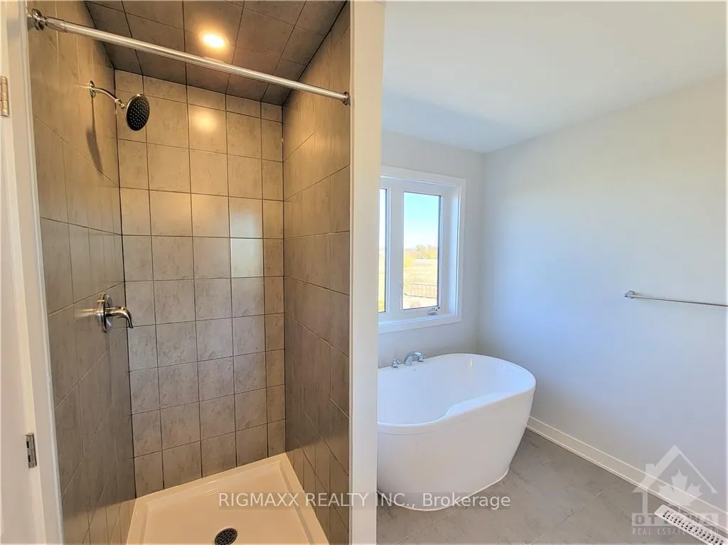 Photo 27 of 2112 Winsome Terrace, Ottawa, Fallingbrook/Gardenway South — HOMEH