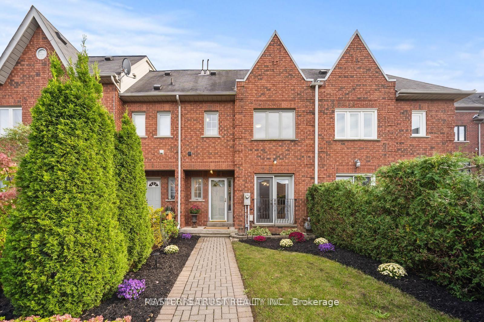 Photo 5 of 91 Lichfield Road, Markham, Unionville — HOMEH