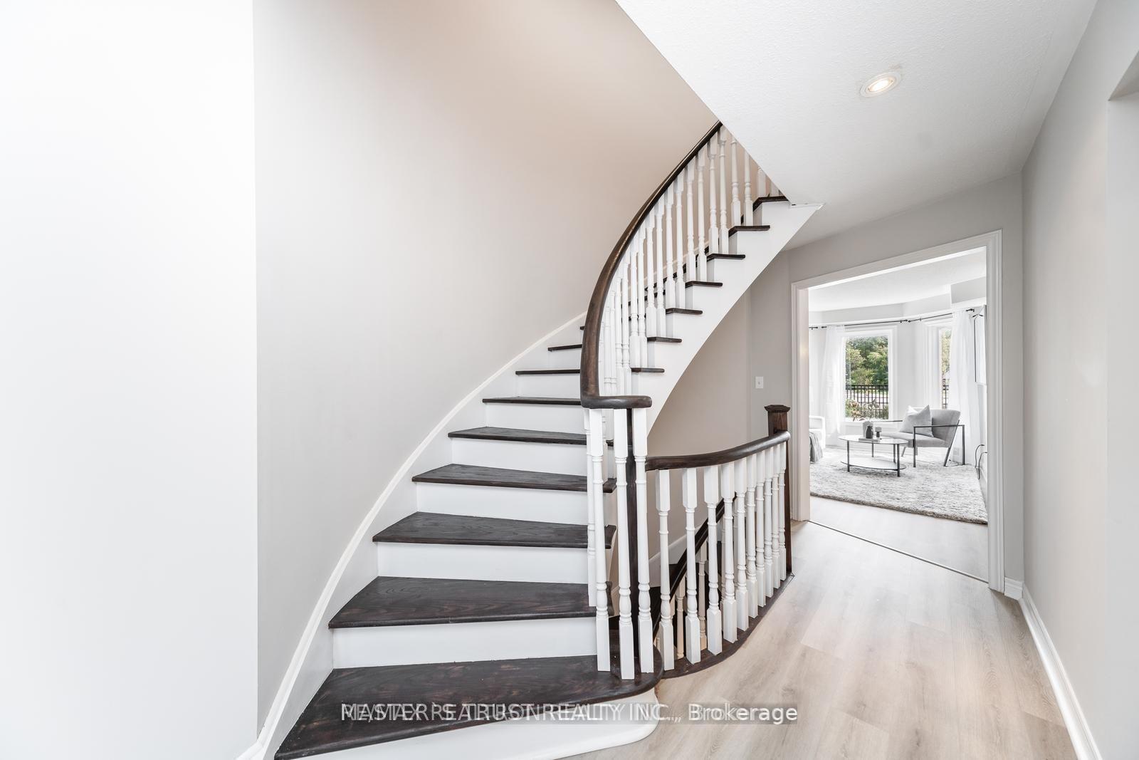 Photo 21 of 91 Lichfield Road, Markham, Unionville — HOMEH