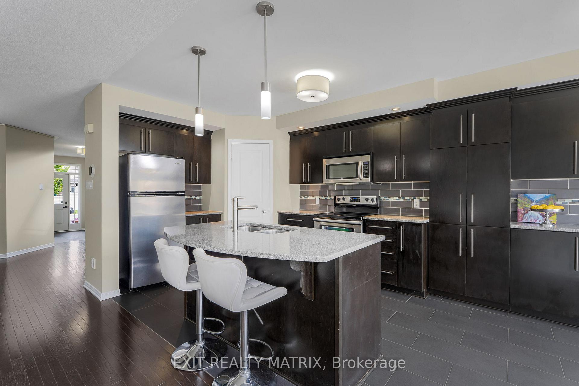 Photo 13 of 441 June Court, Ottawa, Mer Bleue/Bradley Estates/Anderson Park — HOMEH