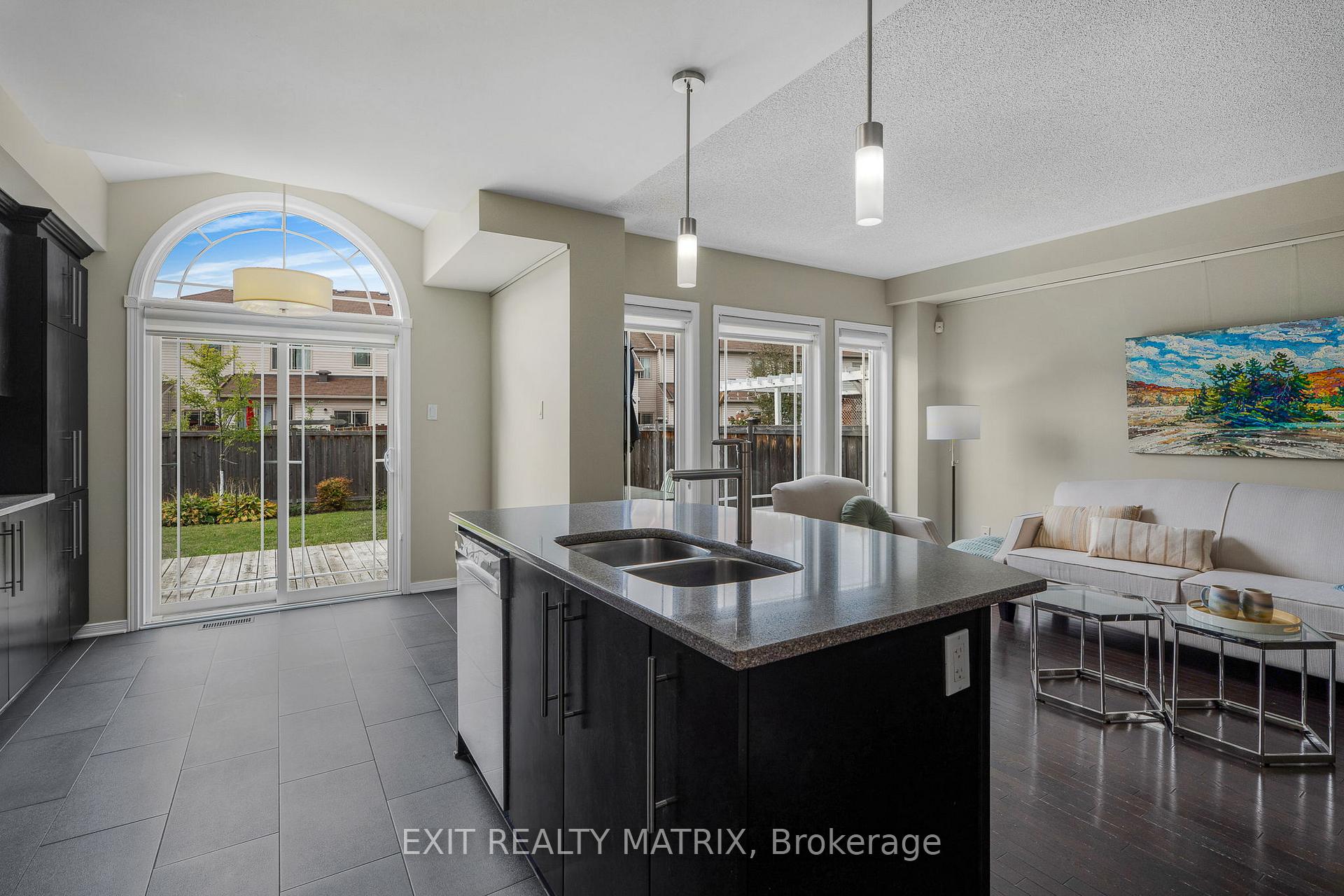 Photo 15 of 441 June Court, Ottawa, Mer Bleue/Bradley Estates/Anderson Park — HOMEH