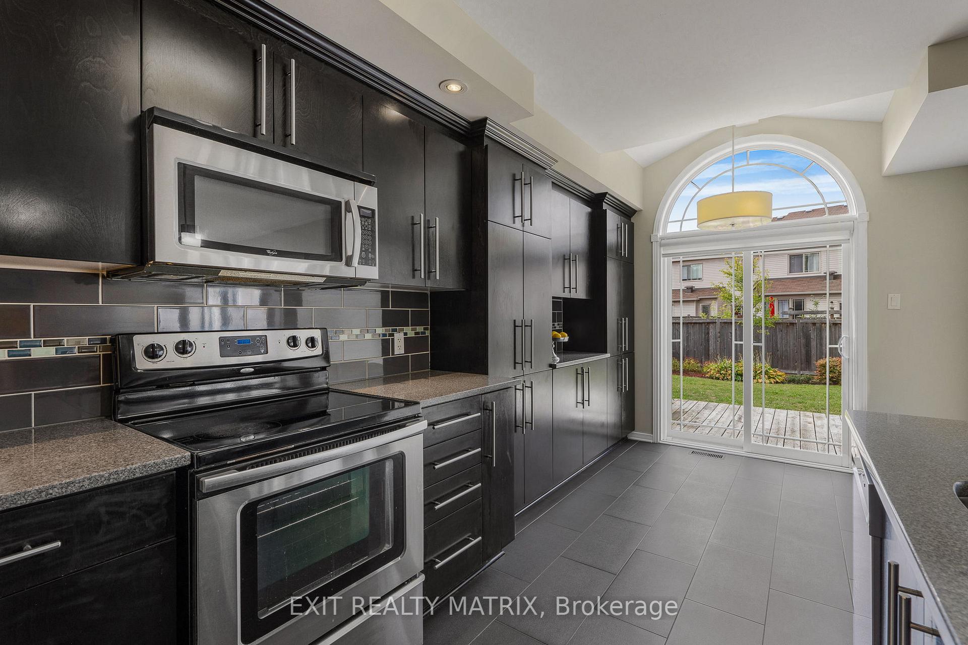Photo 16 of 441 June Court, Ottawa, Mer Bleue/Bradley Estates/Anderson Park — HOMEH