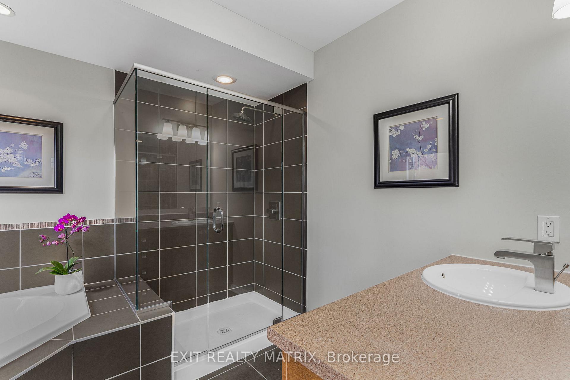 Photo 22 of 441 June Court, Ottawa, Mer Bleue/Bradley Estates/Anderson Park — HOMEH