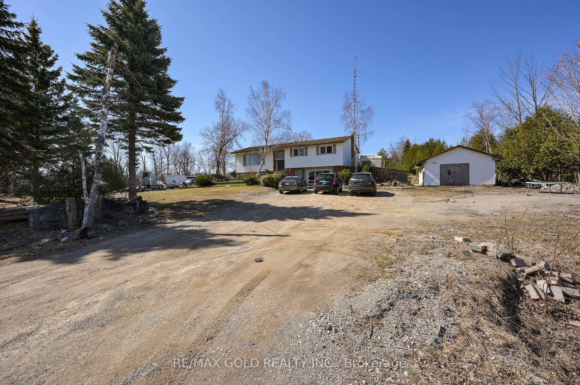 Photo 1 of 9664 Guelph Line, Milton, Rural Milton West — HOMEH