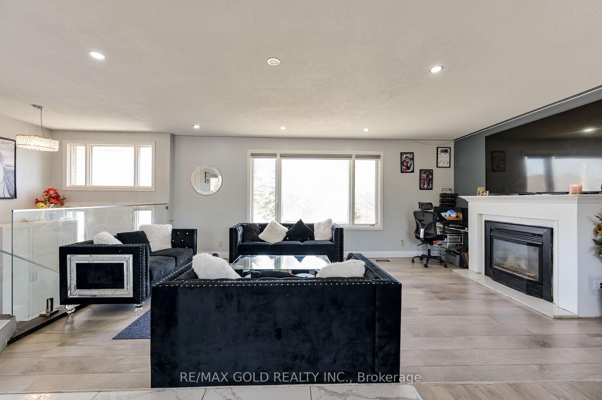 Photo 6 of 9664 Guelph Line, Milton, Rural Milton West — HOMEH