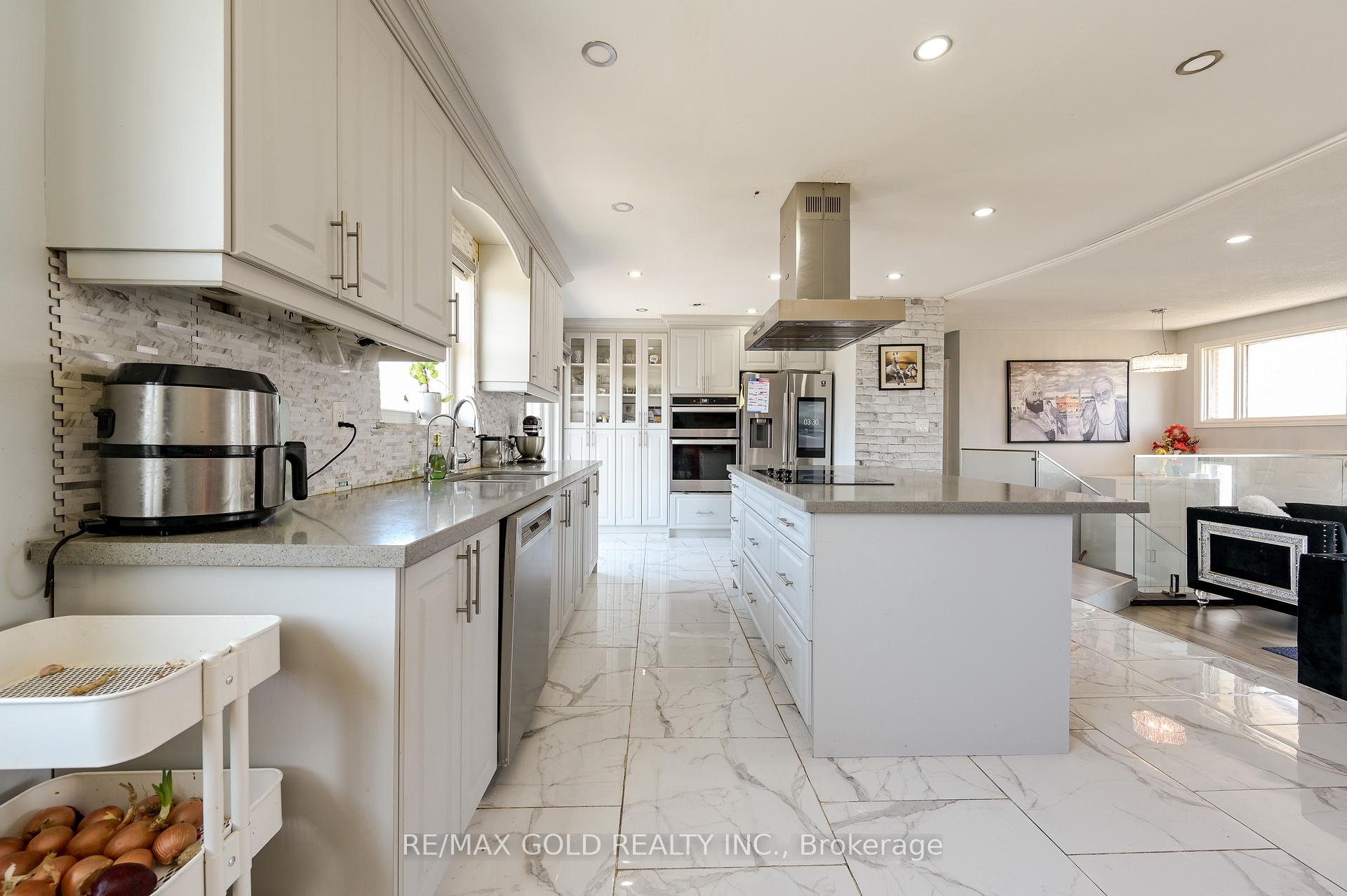 Photo 13 of 9664 Guelph Line, Milton, Rural Milton West — HOMEH