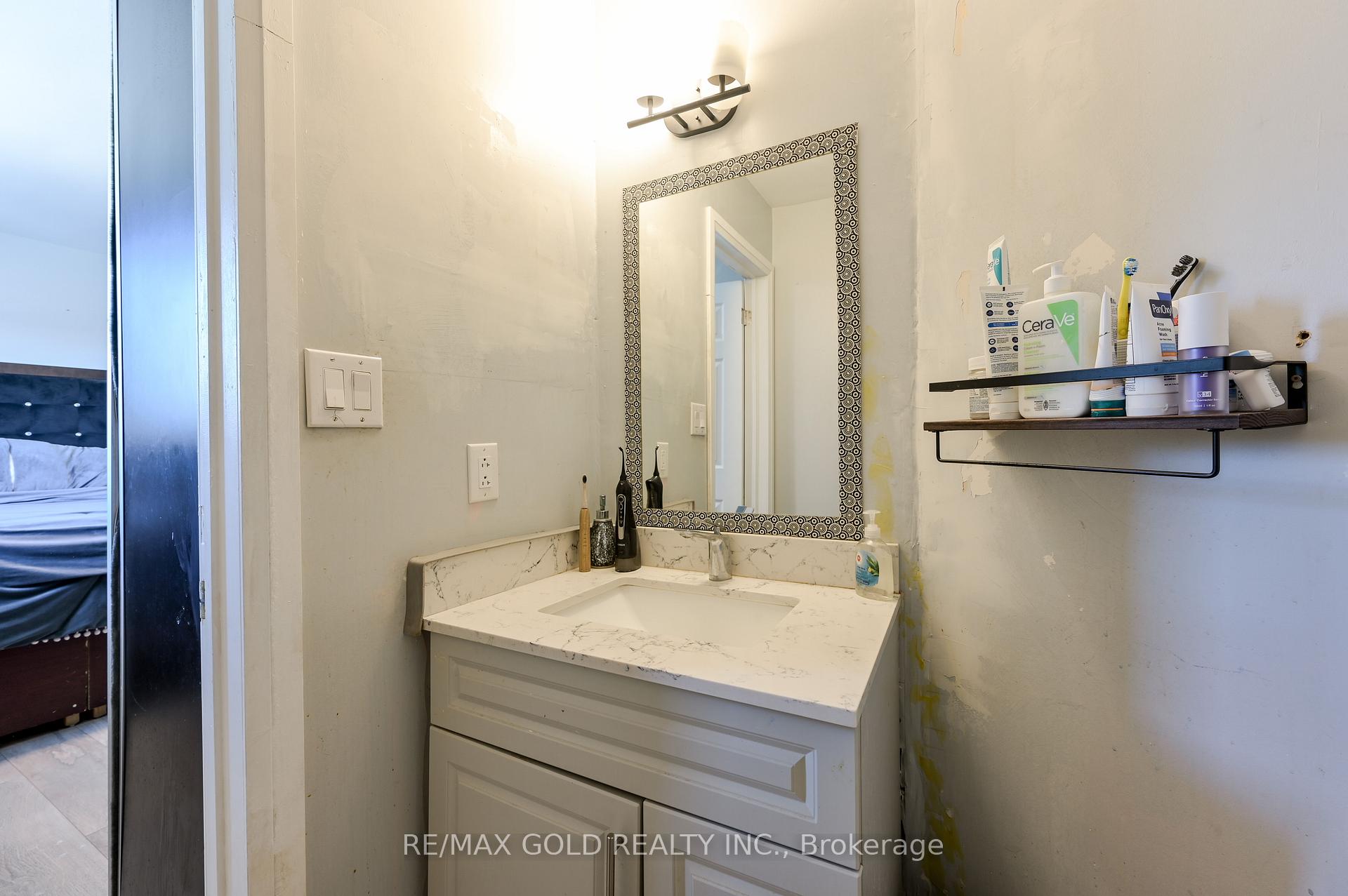 Photo 22 of 9664 Guelph Line, Milton, Rural Milton West — HOMEH