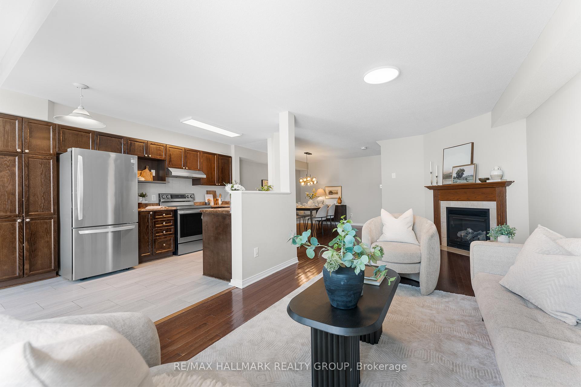 Photo 12 of 207 Cityview Crescent, Ottawa, Springridge/East Village — HOMEH