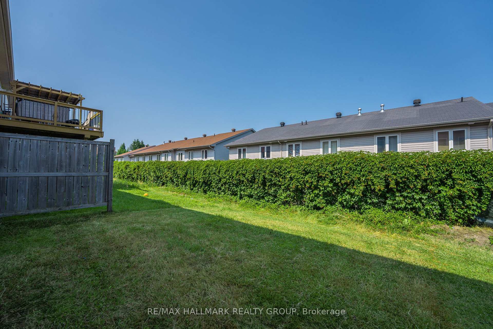 Photo 32 of 207 Cityview Crescent, Ottawa, Springridge/East Village — HOMEH