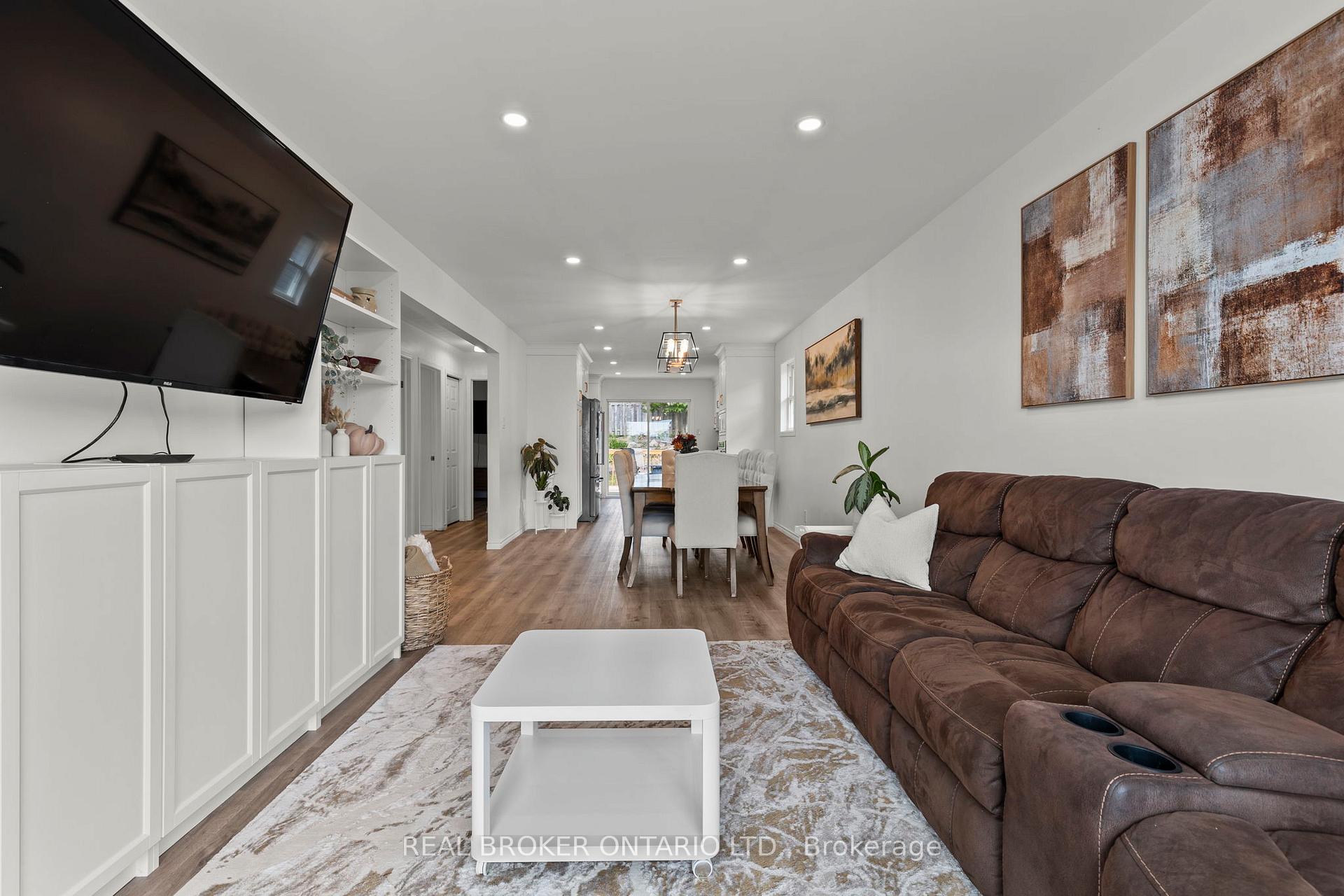 Photo 9 of 10 Jordon Crescent, Orillia — HOMEH