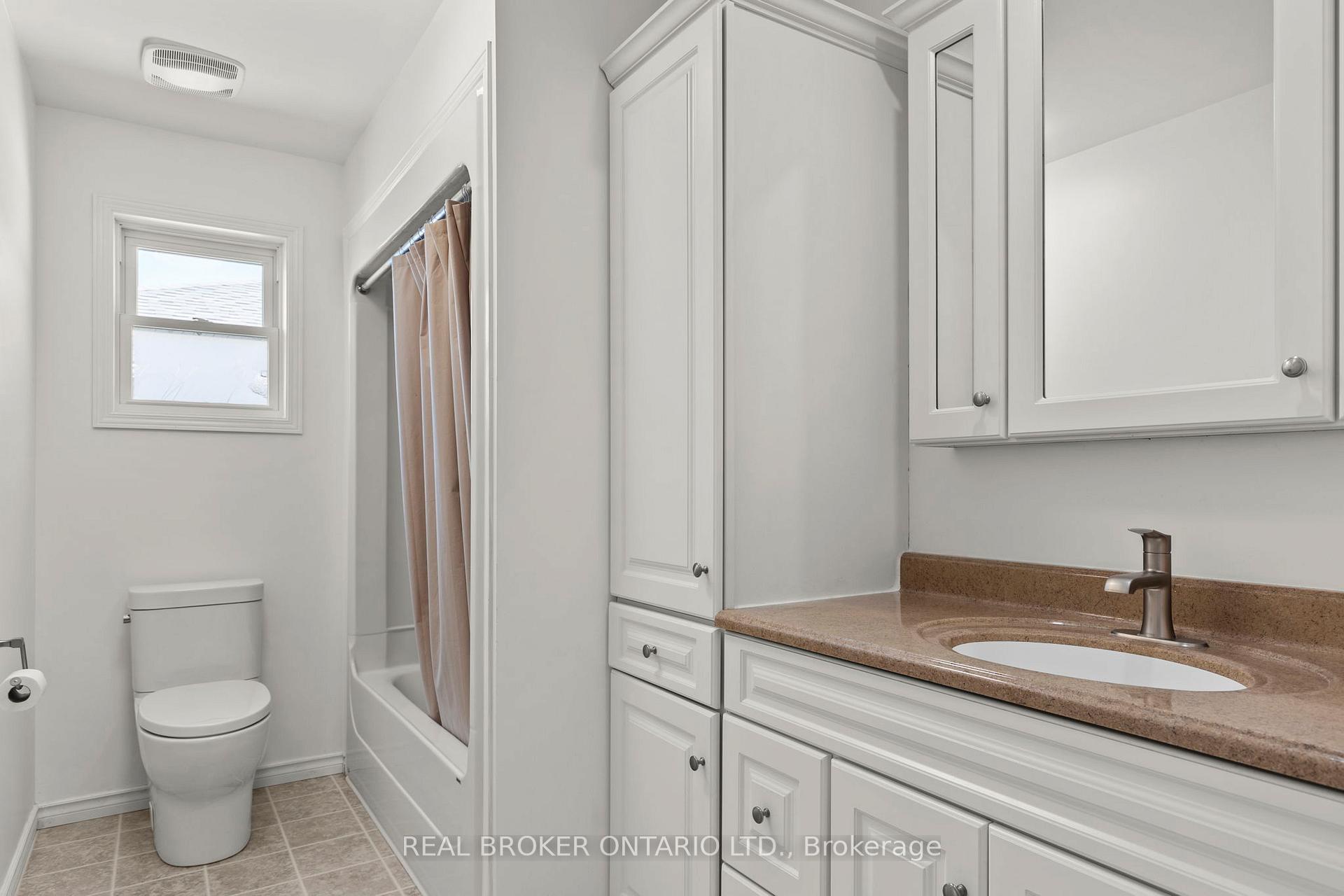 Photo 14 of 10 Jordon Crescent, Orillia — HOMEH