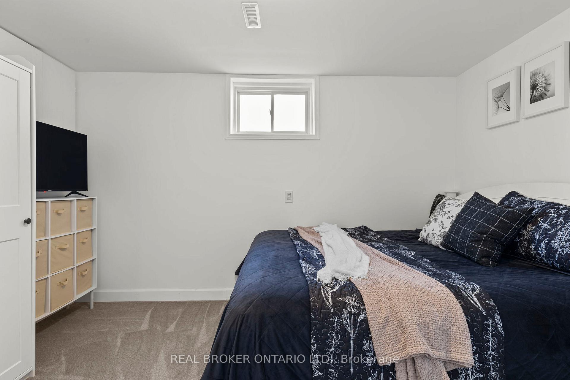 Photo 22 of 10 Jordon Crescent, Orillia — HOMEH