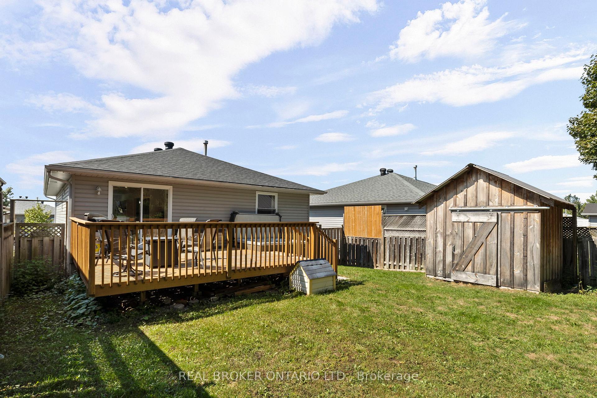 Photo 26 of 10 Jordon Crescent, Orillia — HOMEH