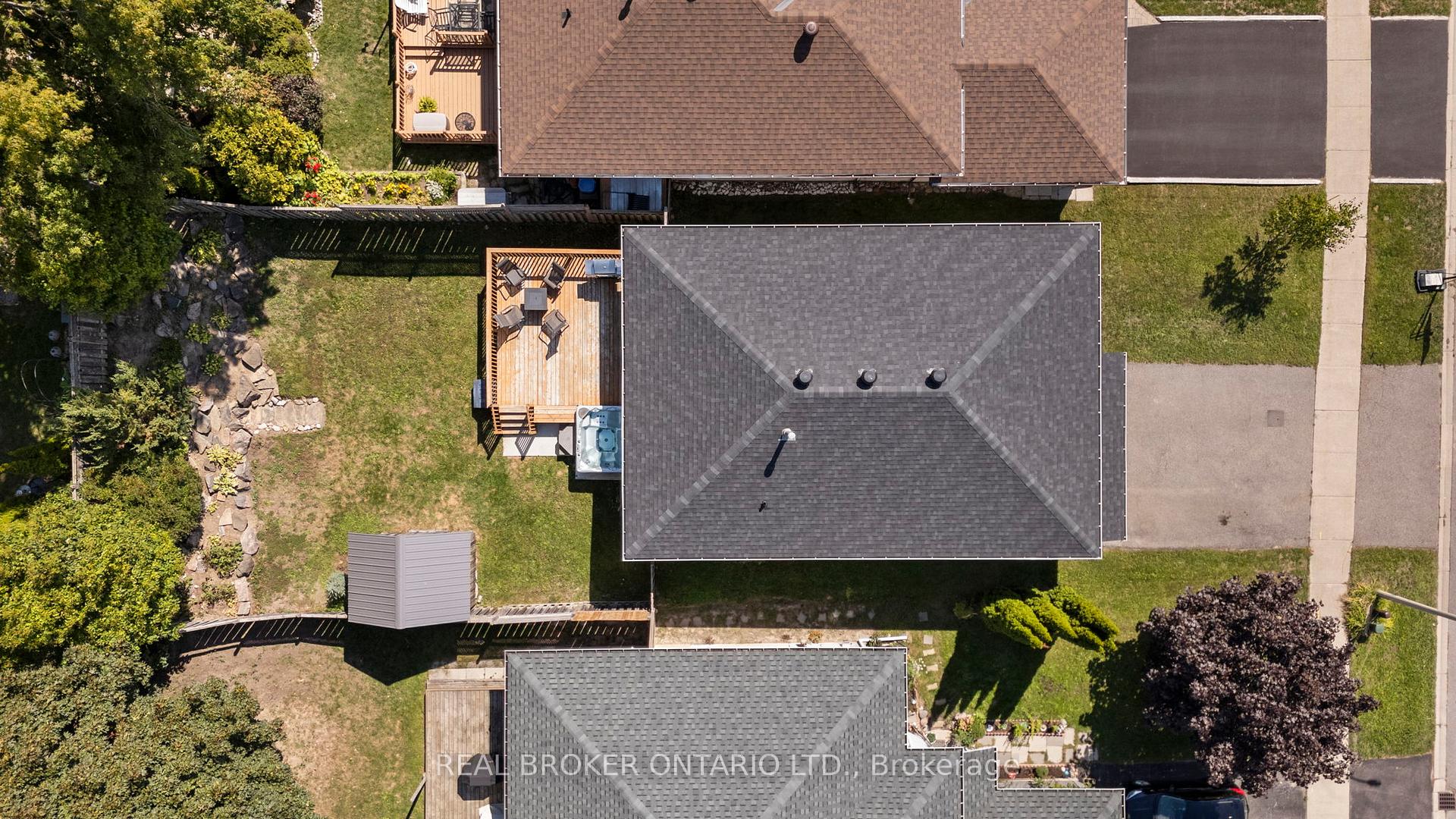Photo 31 of 10 Jordon Crescent, Orillia — HOMEH