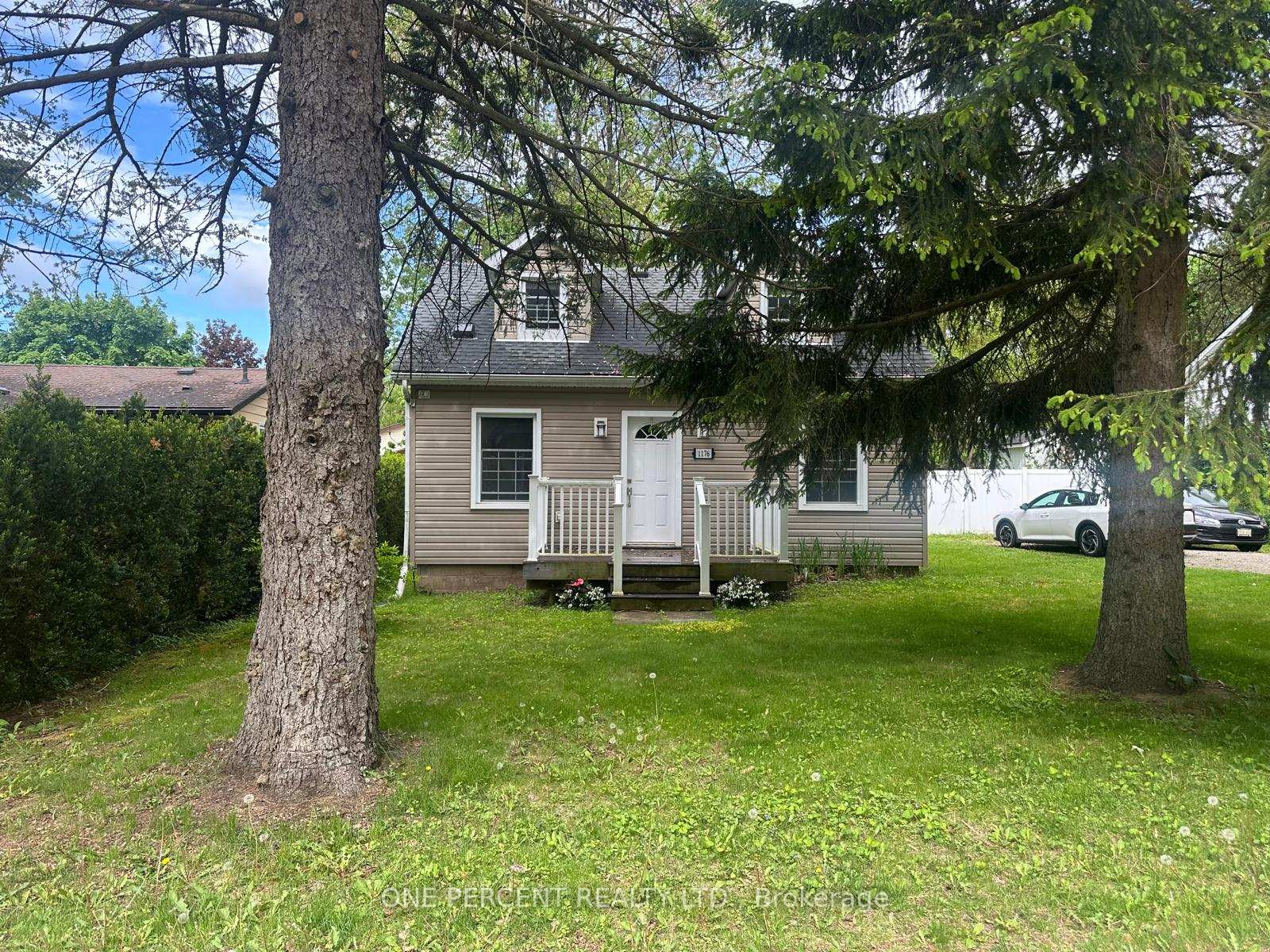 Front of 1176 Haist Street