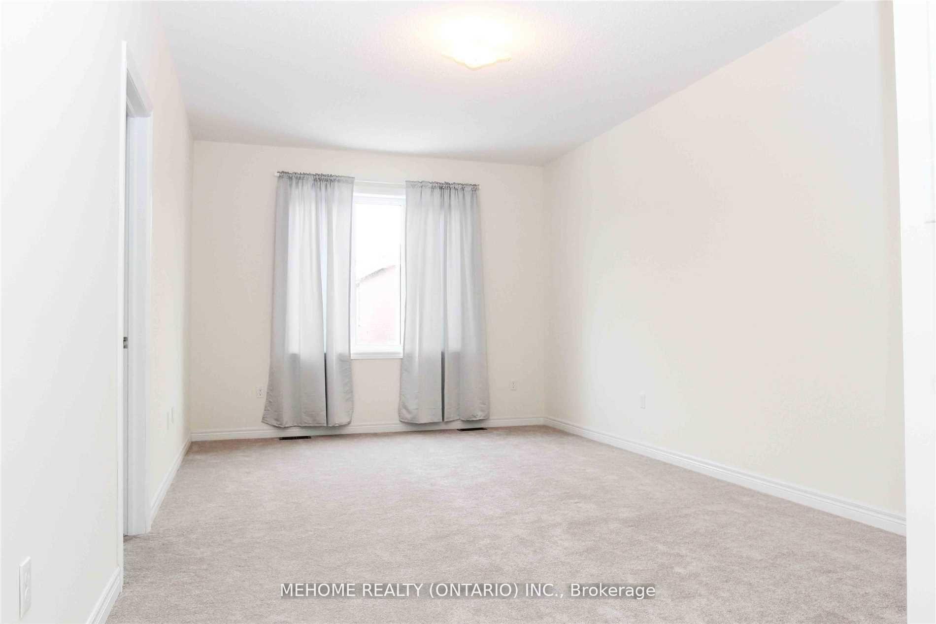 Photo 7 of 20 Titan Trail, Markham, Cedarwood — HOMEH