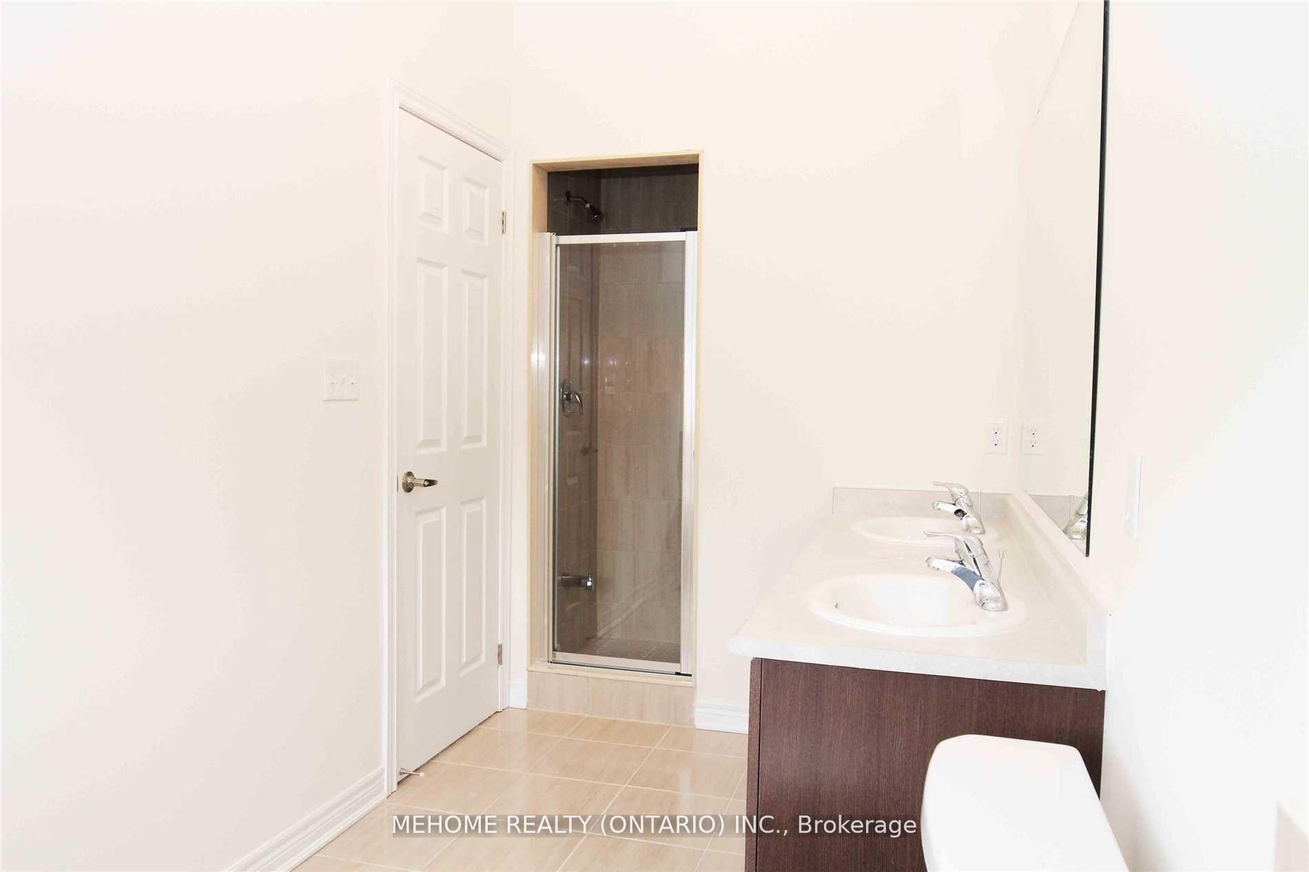 Photo 9 of 20 Titan Trail, Markham, Cedarwood — HOMEH